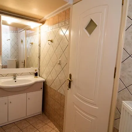 Mouzakiaris Meteora View 公寓 *